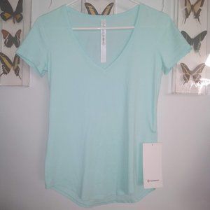 Lululemon Love Tee V-Neck NWT